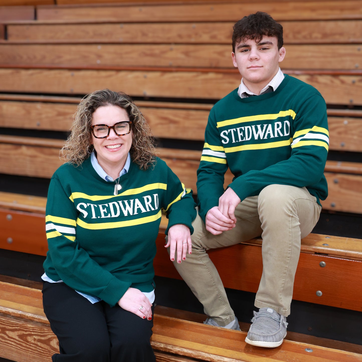 Vintage Style Crewneck Sweater