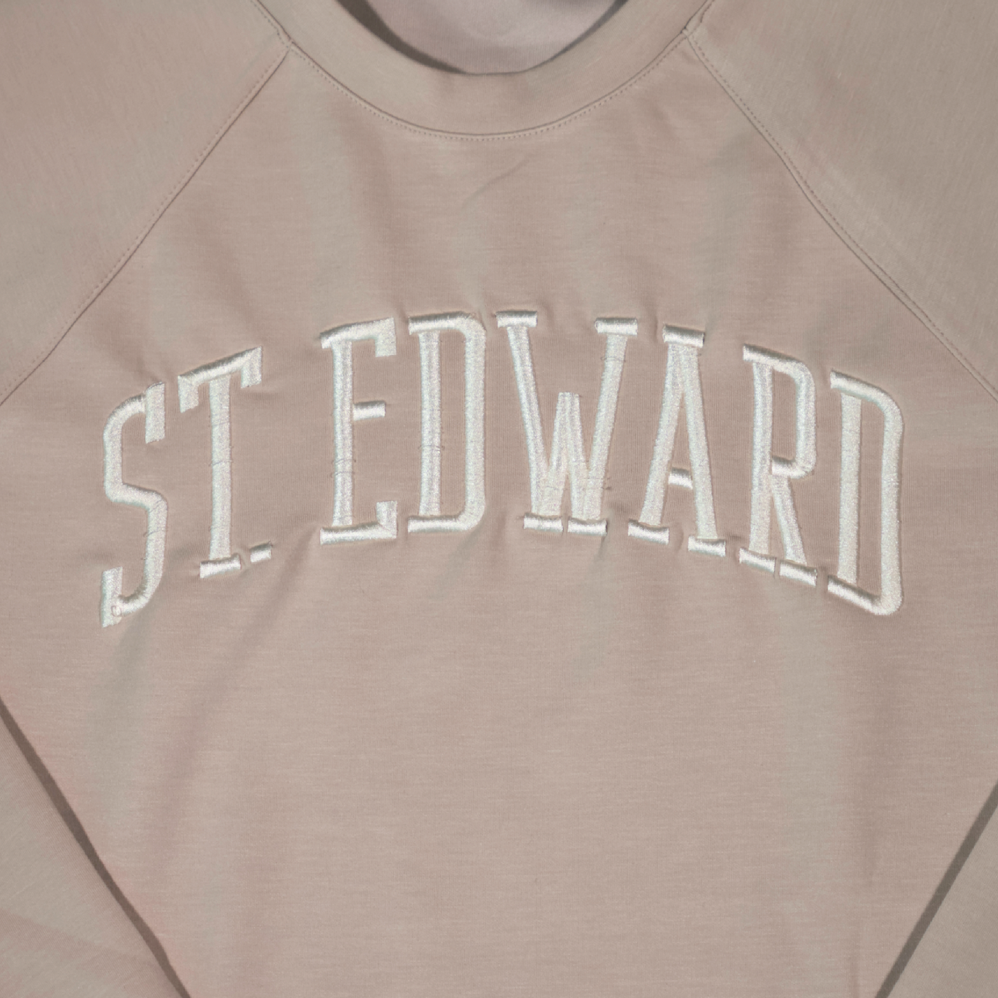 Fitted Performance Pullover